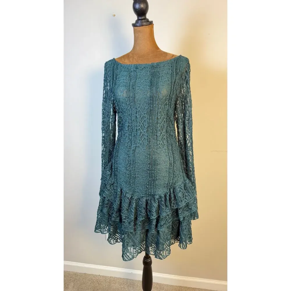 Free People Women's Tabby Tiered Mini Dress Seamoss Lace  – Sz L  NWT $128.